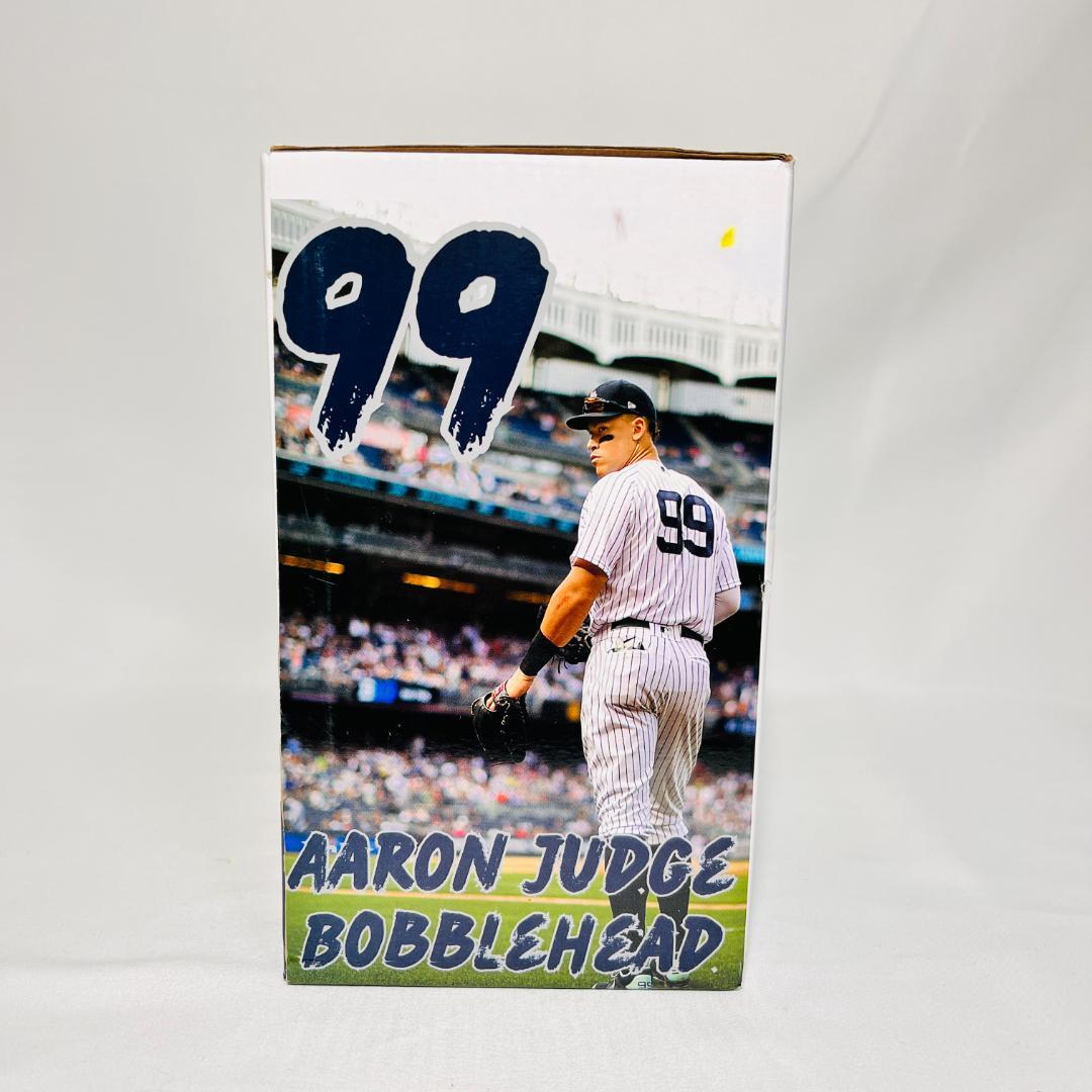 【世界500体限定・非売品】アーロン・ジャッジwith Dogs ボブルヘッド