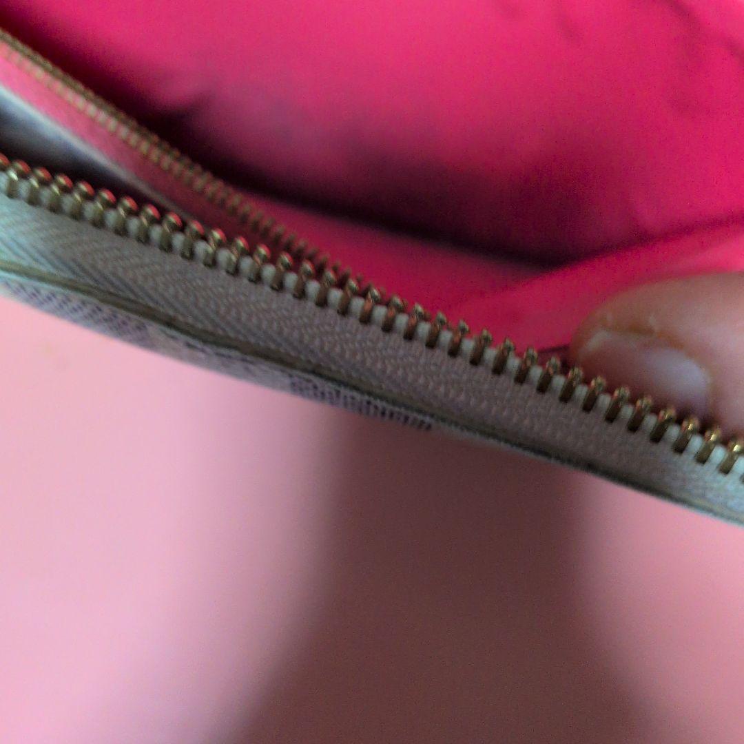 ルイ・ヴィトン限定財布