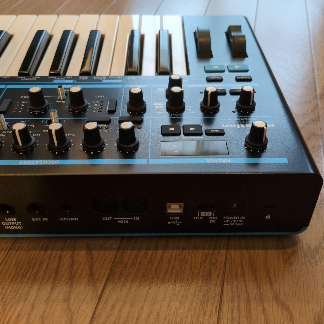​【美品・ケース付】Novation Bass Station II シンセ