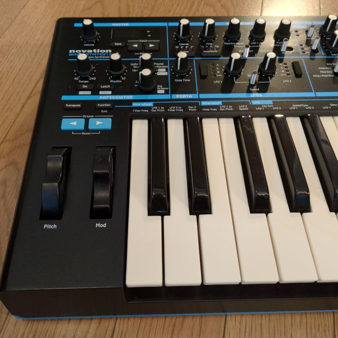 ​【美品・ケース付】Novation Bass Station II シンセ