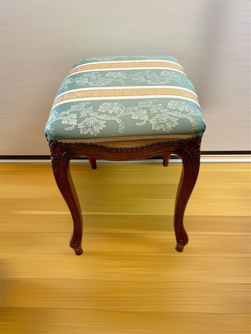 イタリア製 猫足スツール クラッシックデザイン 布貼