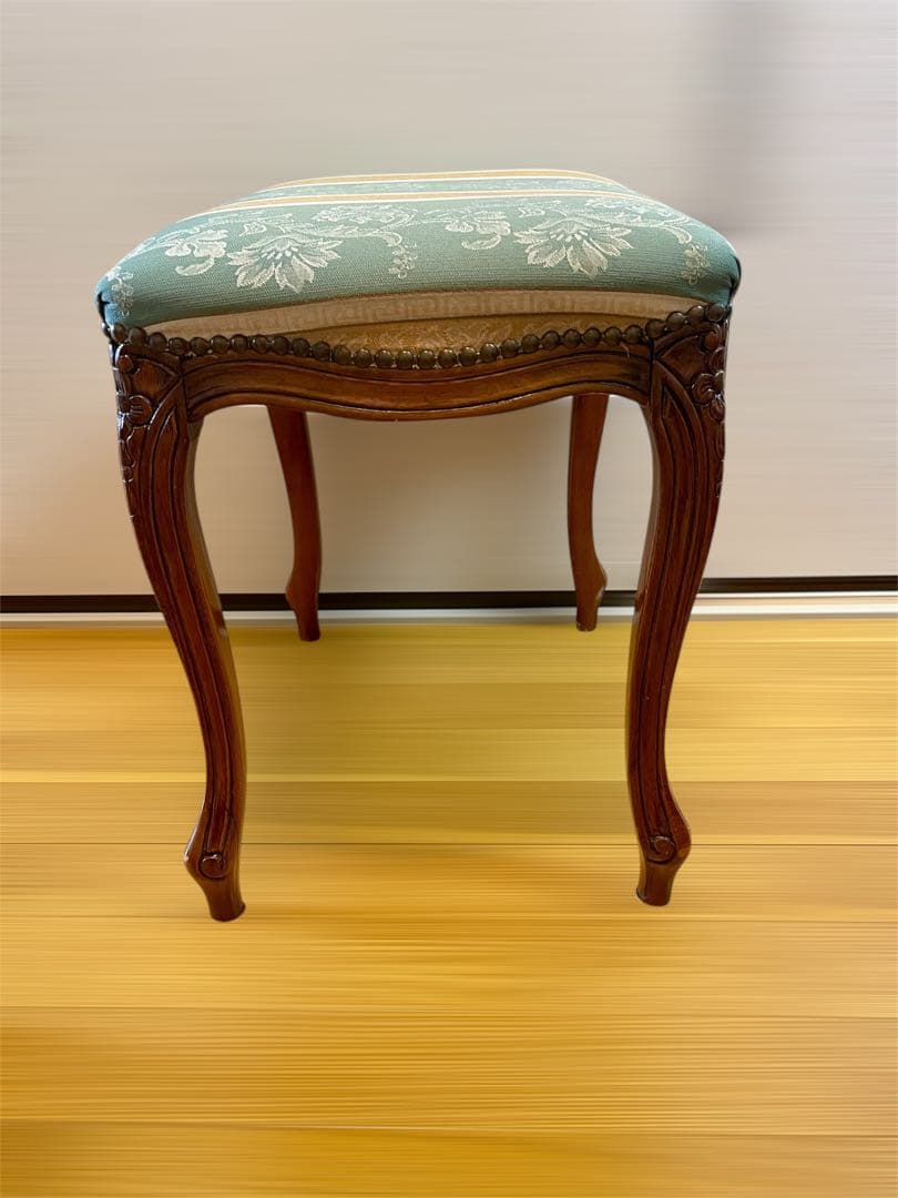 イタリア製 猫足スツール クラッシックデザイン 布貼