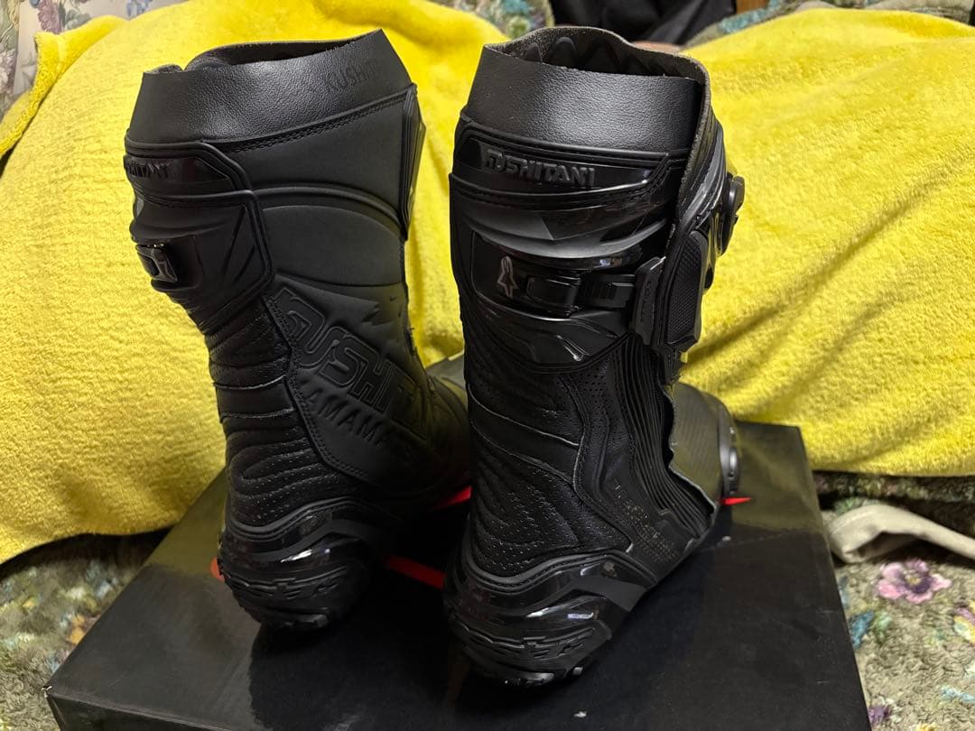 alpinestars スーパーテックR クシタニ