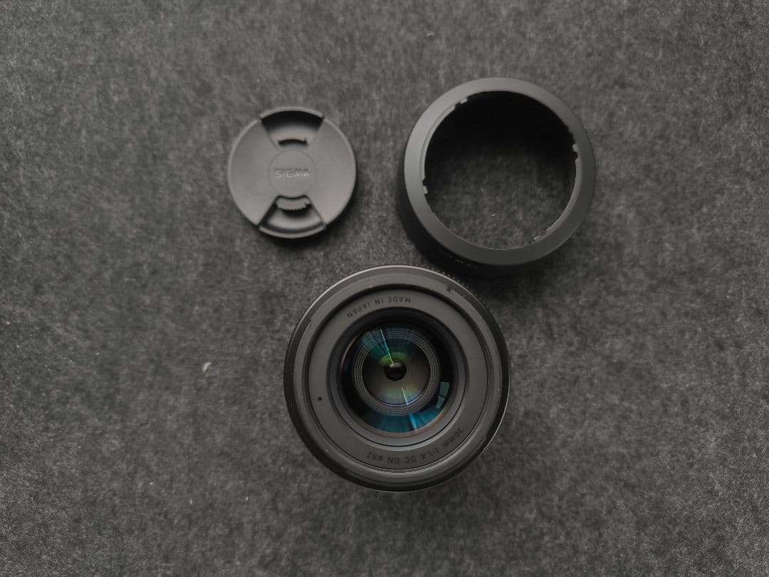 美品【SIGMA 30mm F1.4 DC DN】Xマウント
