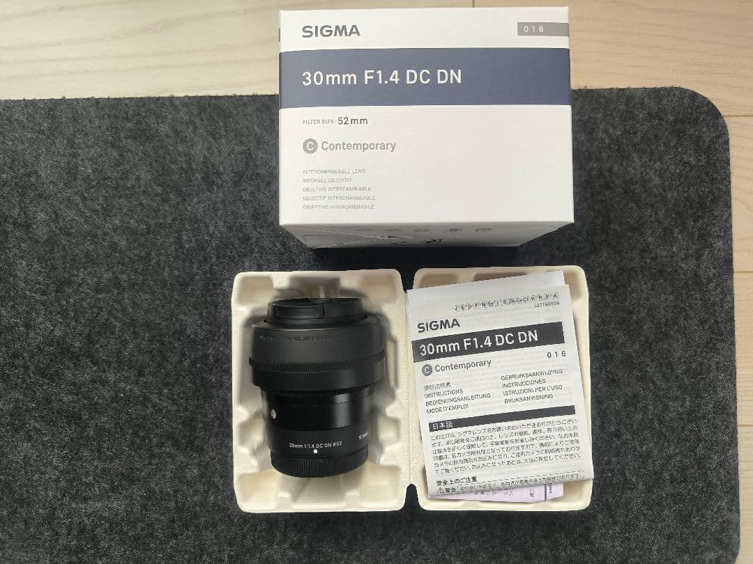 美品【SIGMA 30mm F1.4 DC DN】Xマウント