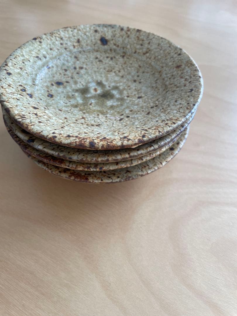 【30日で出品終了】馬渡新平さん、陶器製 皿 4枚セット