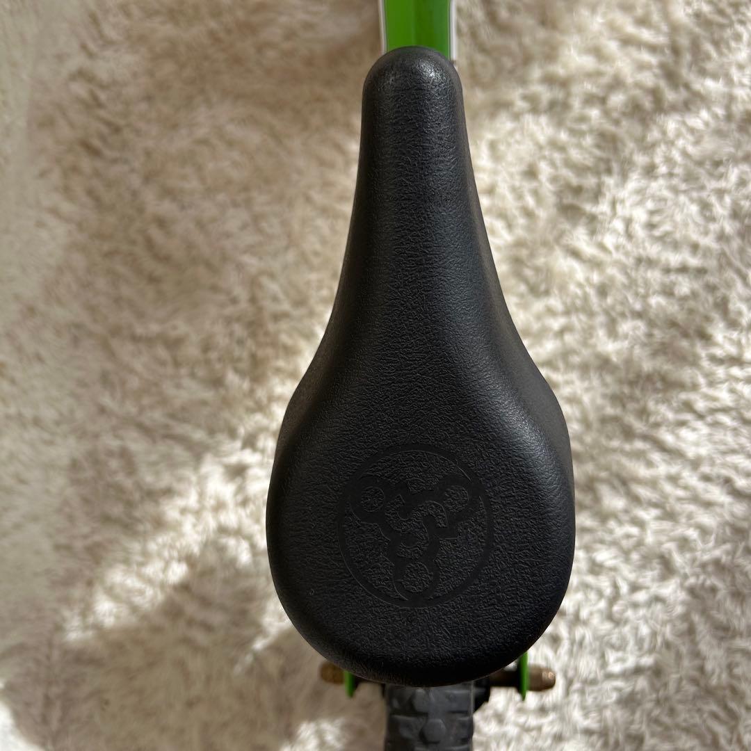 STRIDER SPORTS 12inch ストライダー グリーン スタンド付き