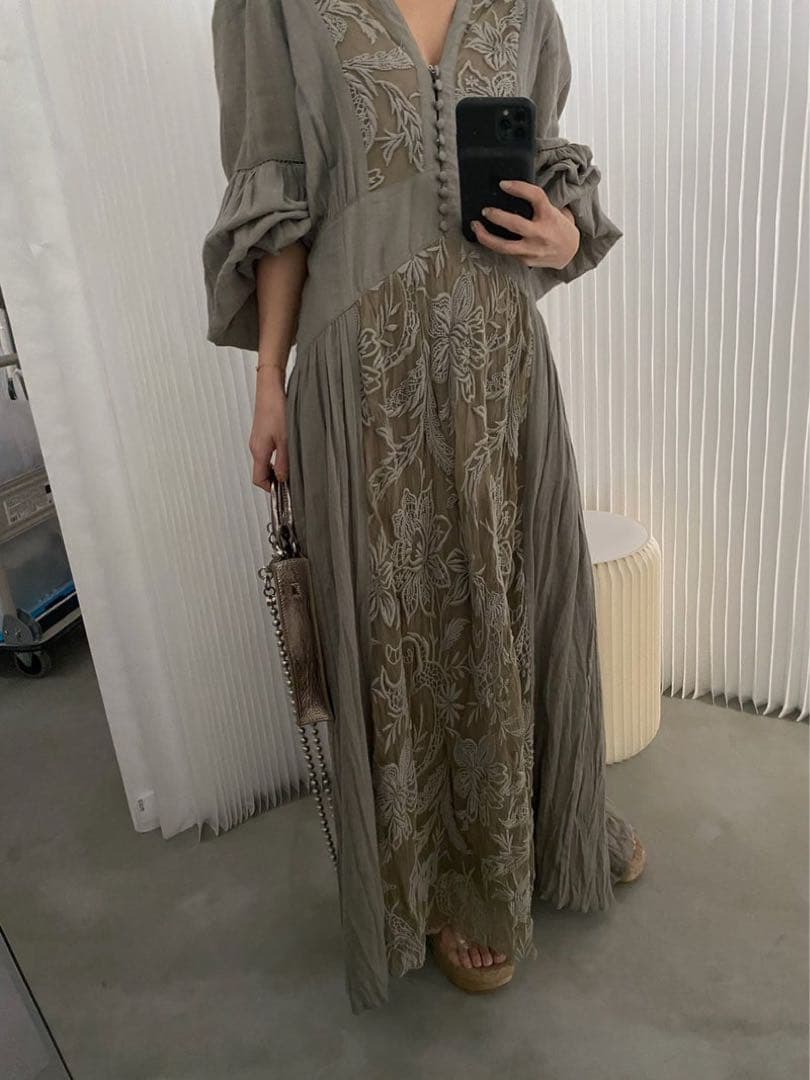 ワンピース MEDI EMBROIDERY TULLE LACE DRESS M