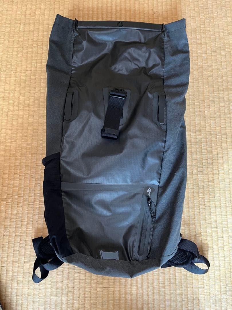スペシャライズド 防水バックパック 通勤 通学 リュック