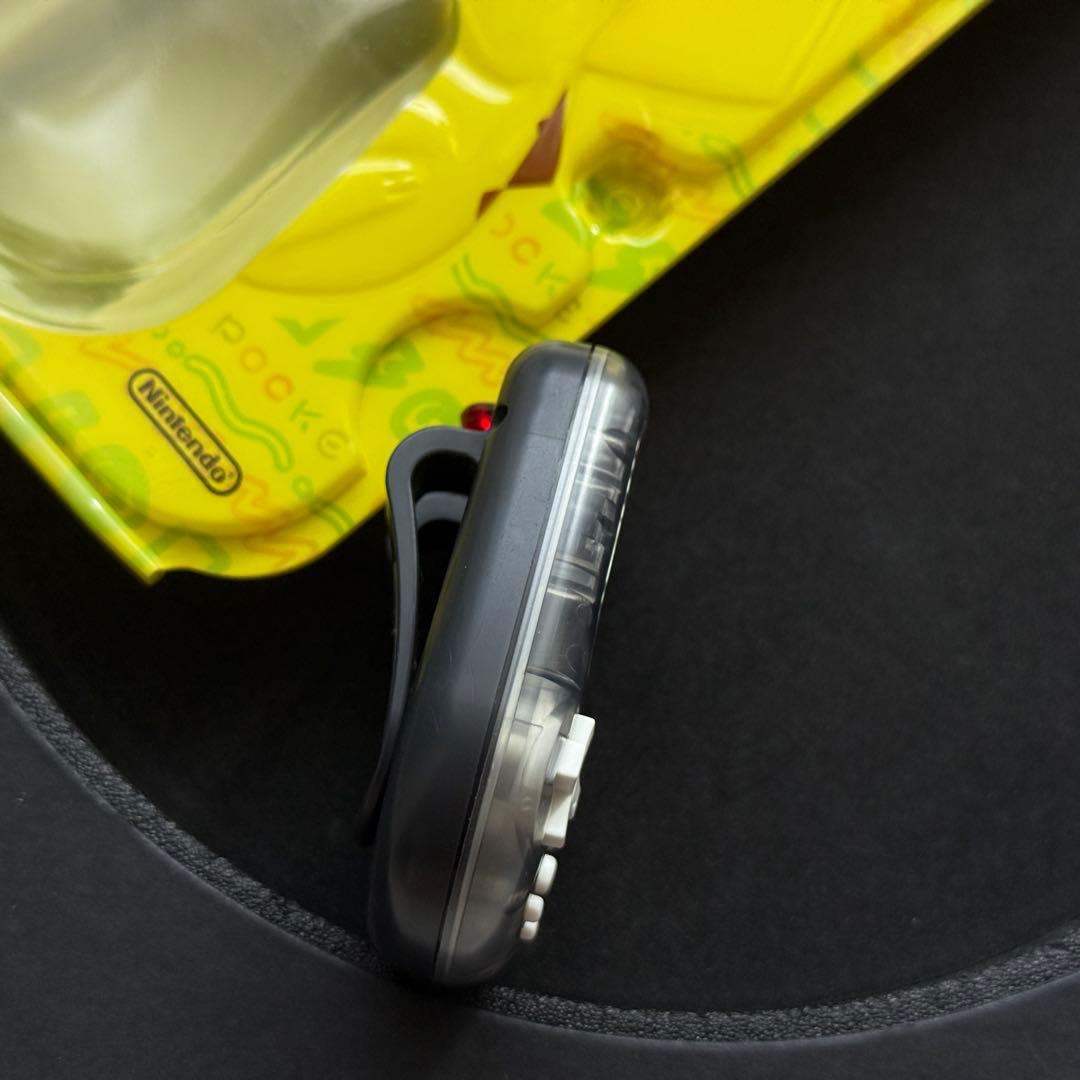 極美品！任天堂ポケットピカチュウ！カラー　金・銀といっしょ！万歩計 動作確認済み