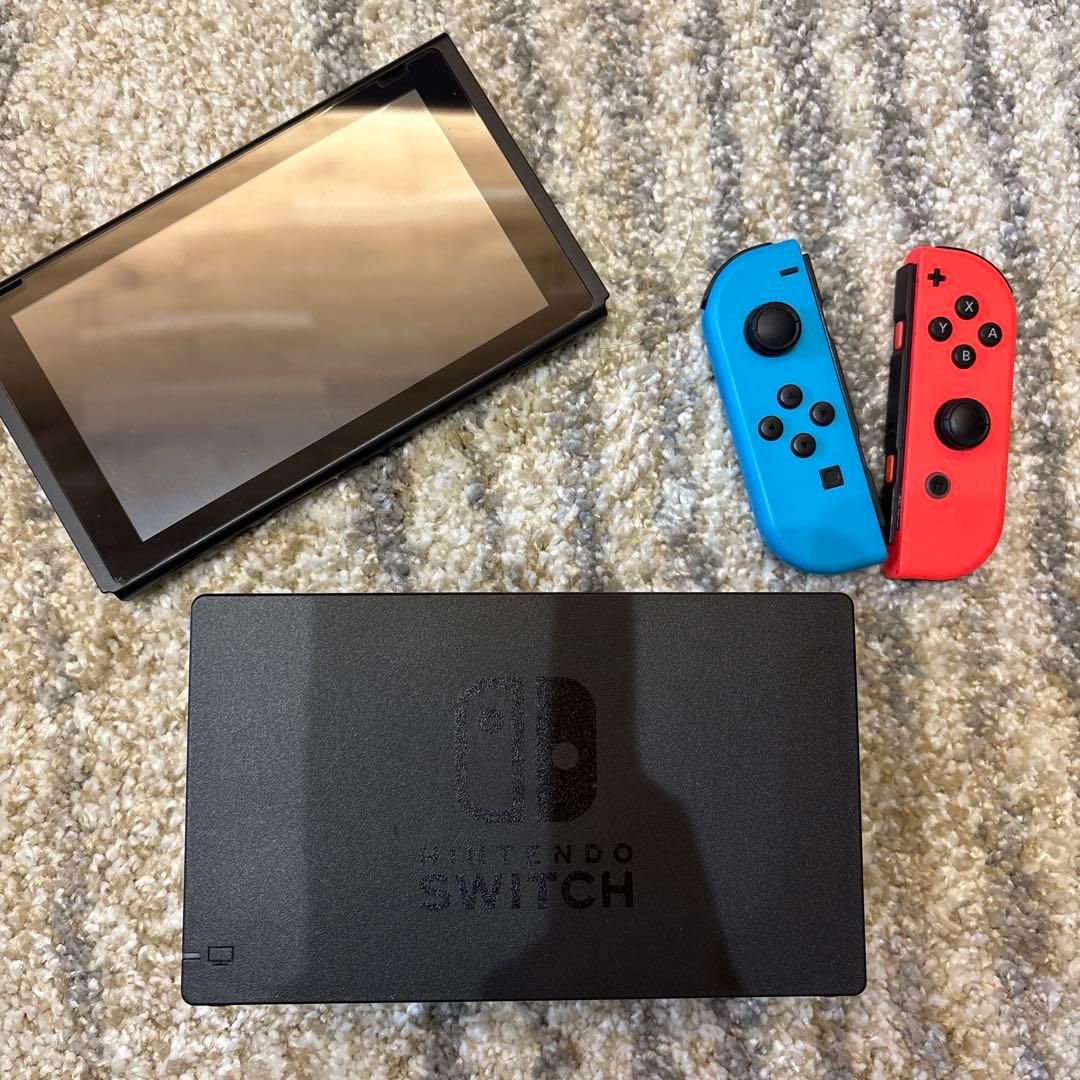 Nintendo Switch 赤/青 ジョイコン付き