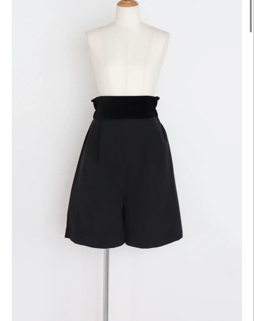 girlish St.cecilia グログランショートパンツ