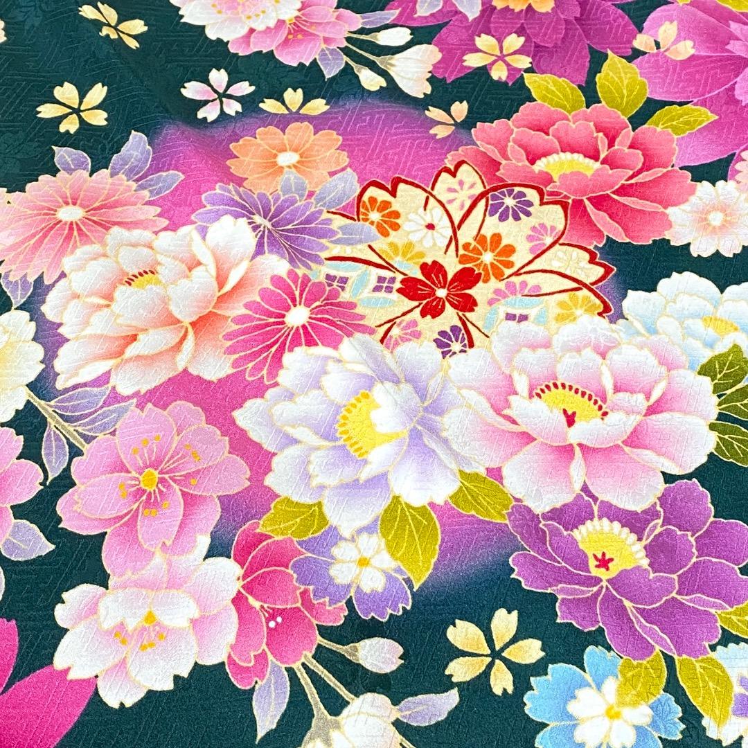 ⭐︎K0690 正絹 振袖 レンタル店放出品 緑 ガード加工 花柄 13号