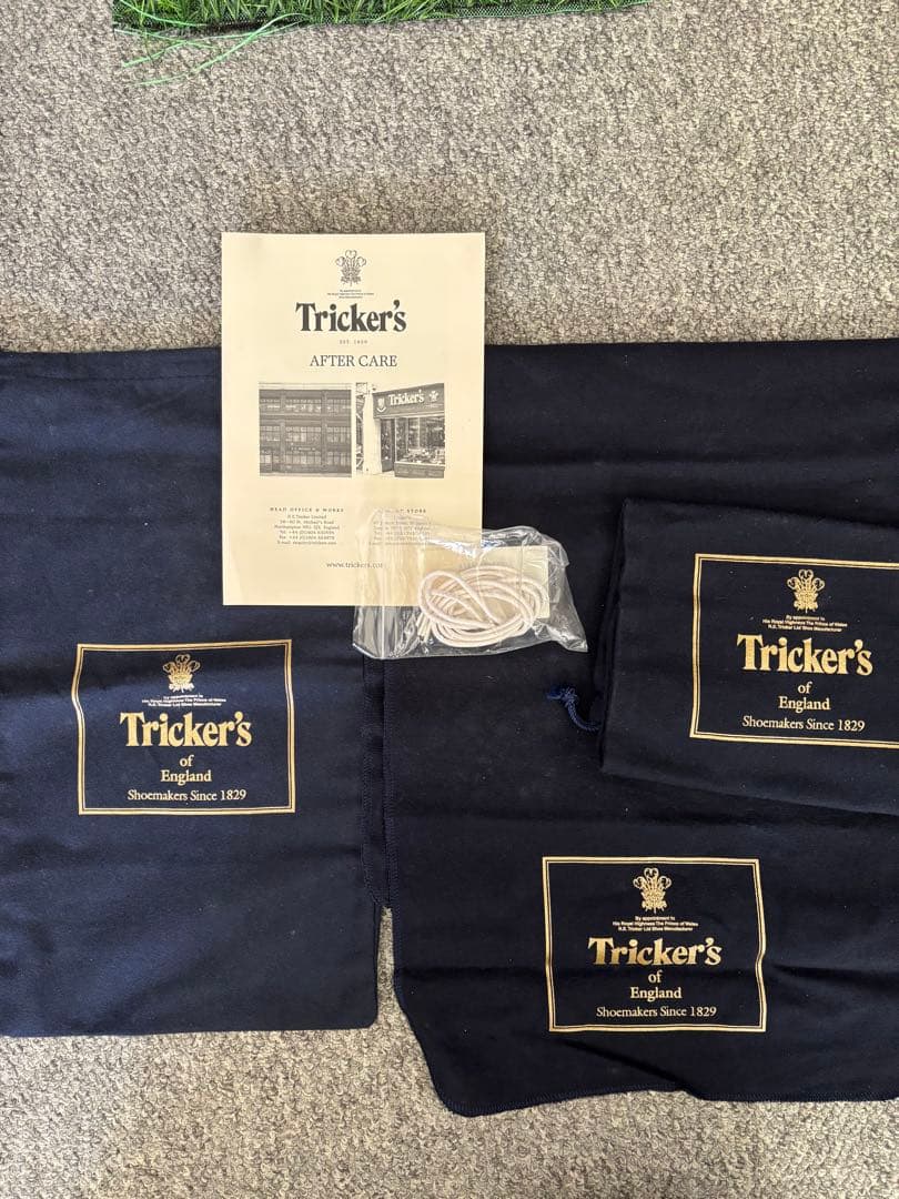 tricker’s 革靴　バートン　イングランド製 ベージュ　vibram