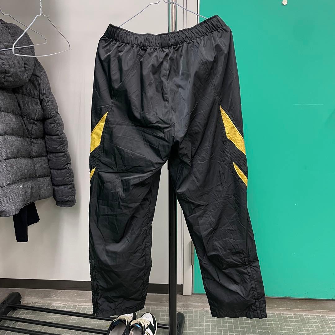 新品‼️ミズノプロ ブレスサーモ ウインドブレーカー 上下セットアップ黒金サイズＯ