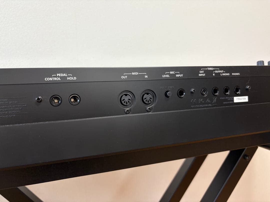 Roland JUNO-DS 88 美品+ULTIMETEスタンド+椅子つき