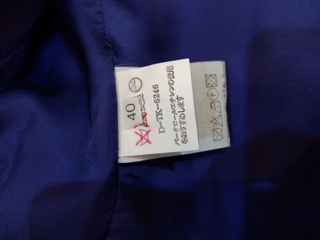 お値下げ致しました。正規品　EMPORIO ARMANI ジャケット