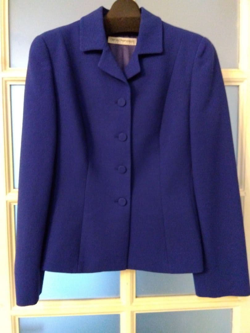 お値下げ致しました。正規品　EMPORIO ARMANI ジャケット