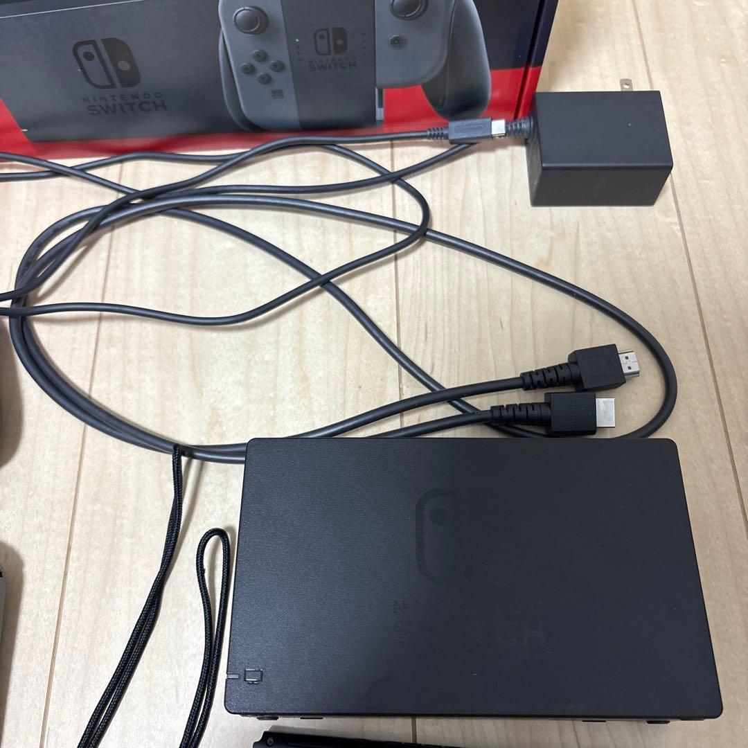 Switch Nintendo Switch (SDカード64GB付)