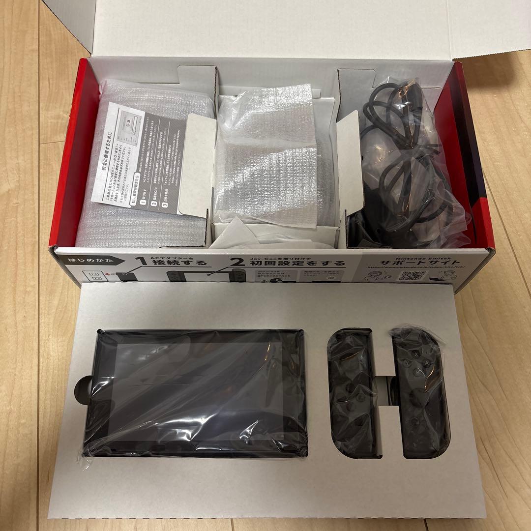 Switch Nintendo Switch (SDカード64GB付)