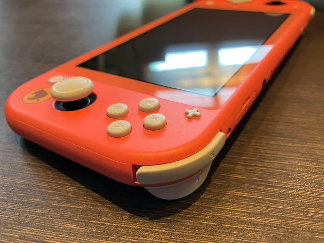 【Nintendo Switch lite　どうぶつの森　しずえアロハ柄】