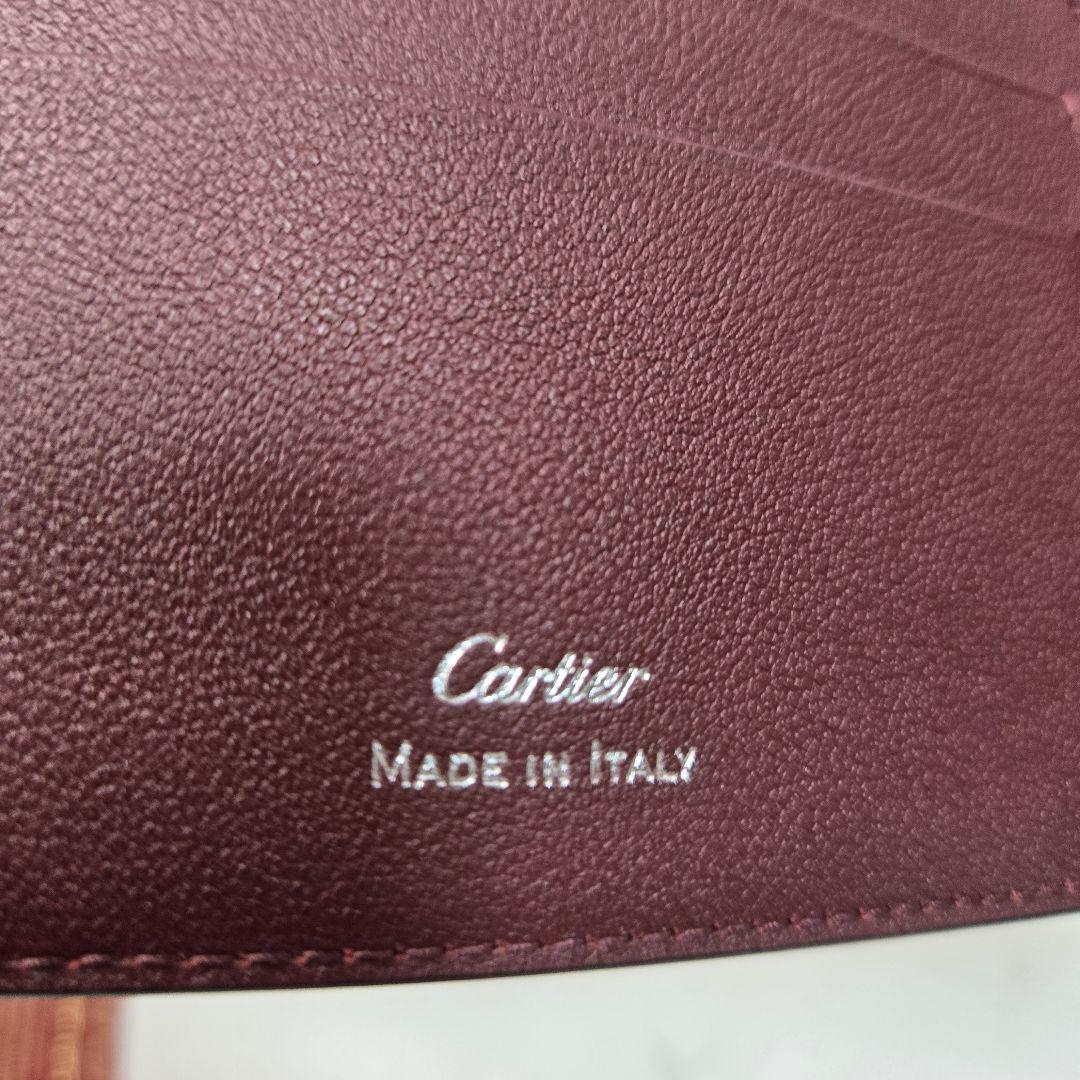 未使用箱付き Cartier 折財布 マストライン ブラック