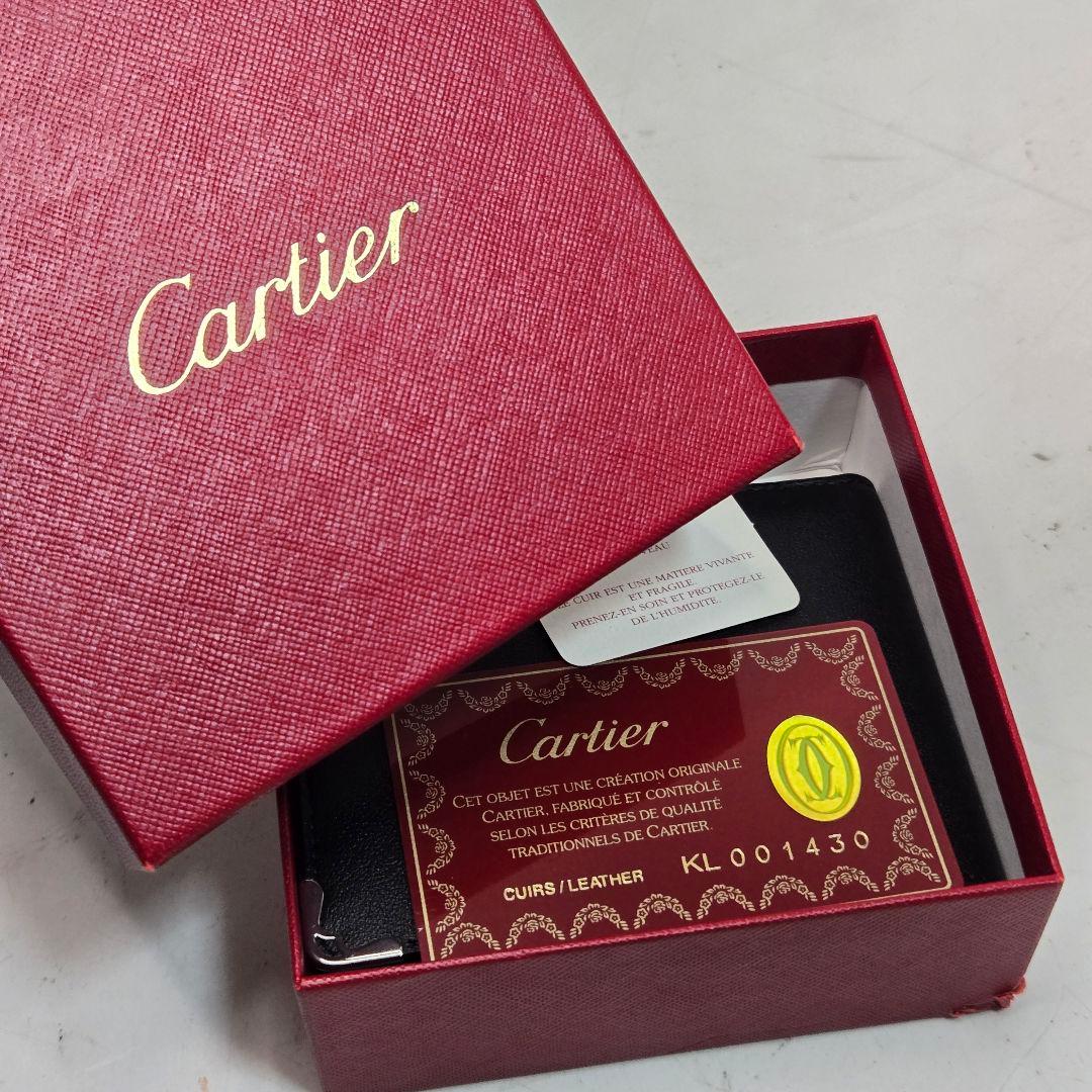 未使用箱付き Cartier 折財布 マストライン ブラック