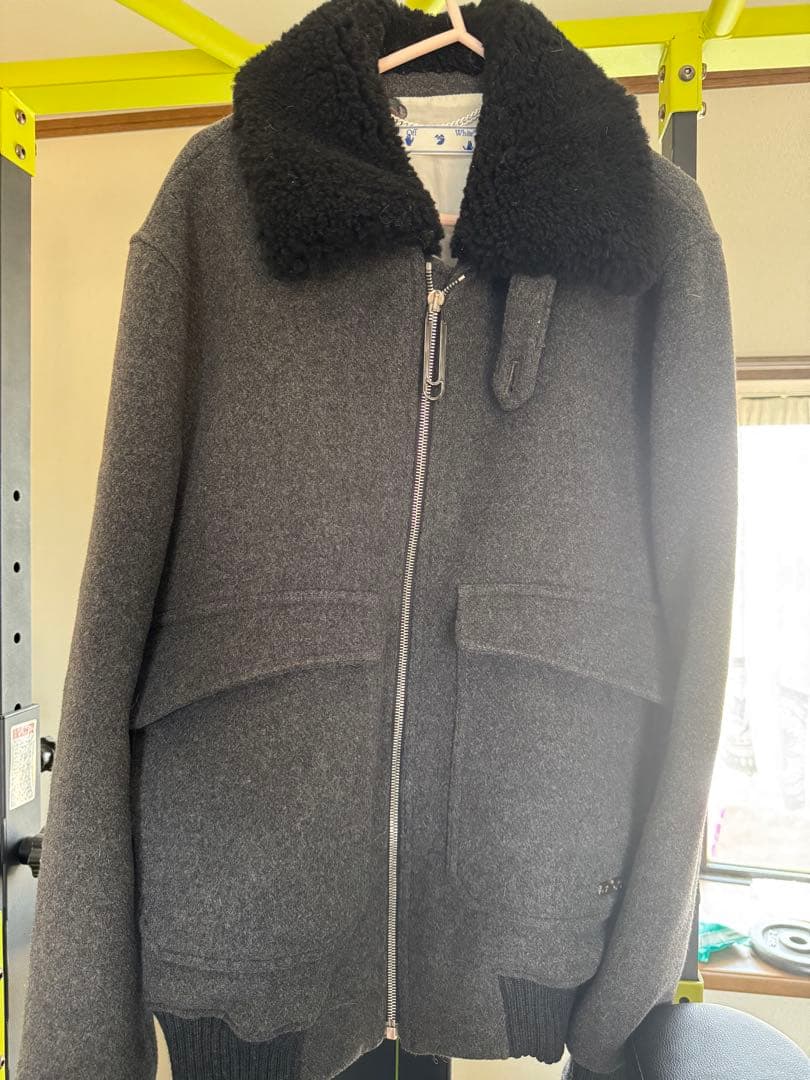 Off-White シェルパ襟付きジャケット　高級