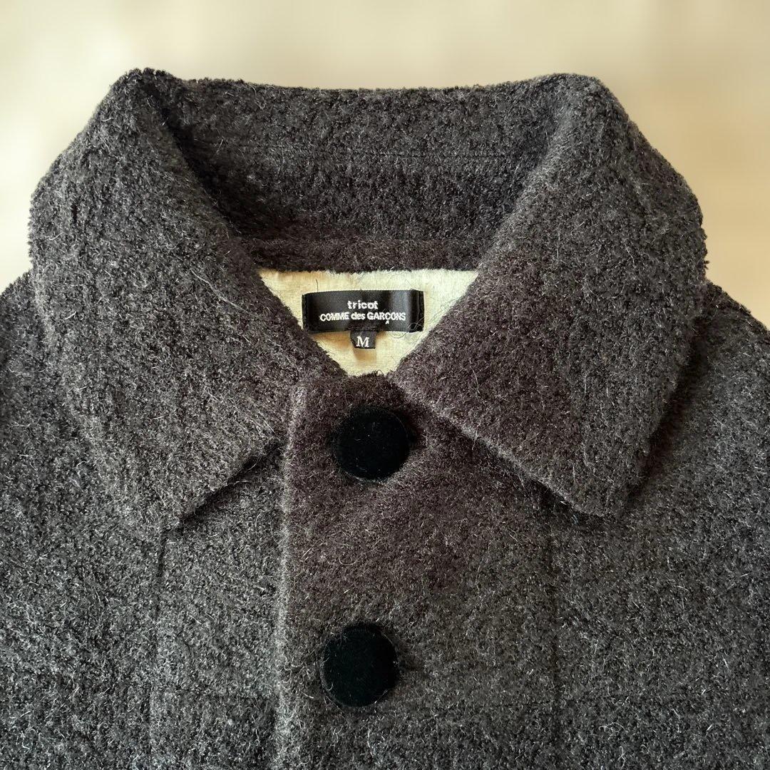 黒いフリース風カジュアルジャケット