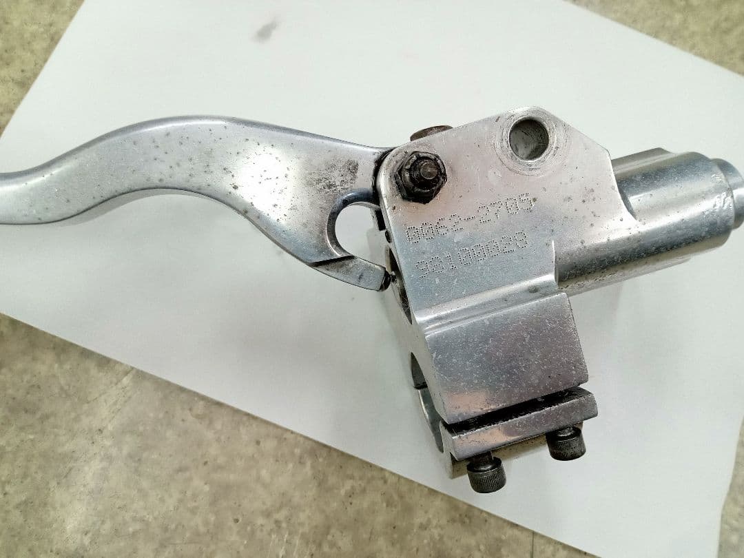 パフォーマンスマシーンマスターシリンダー