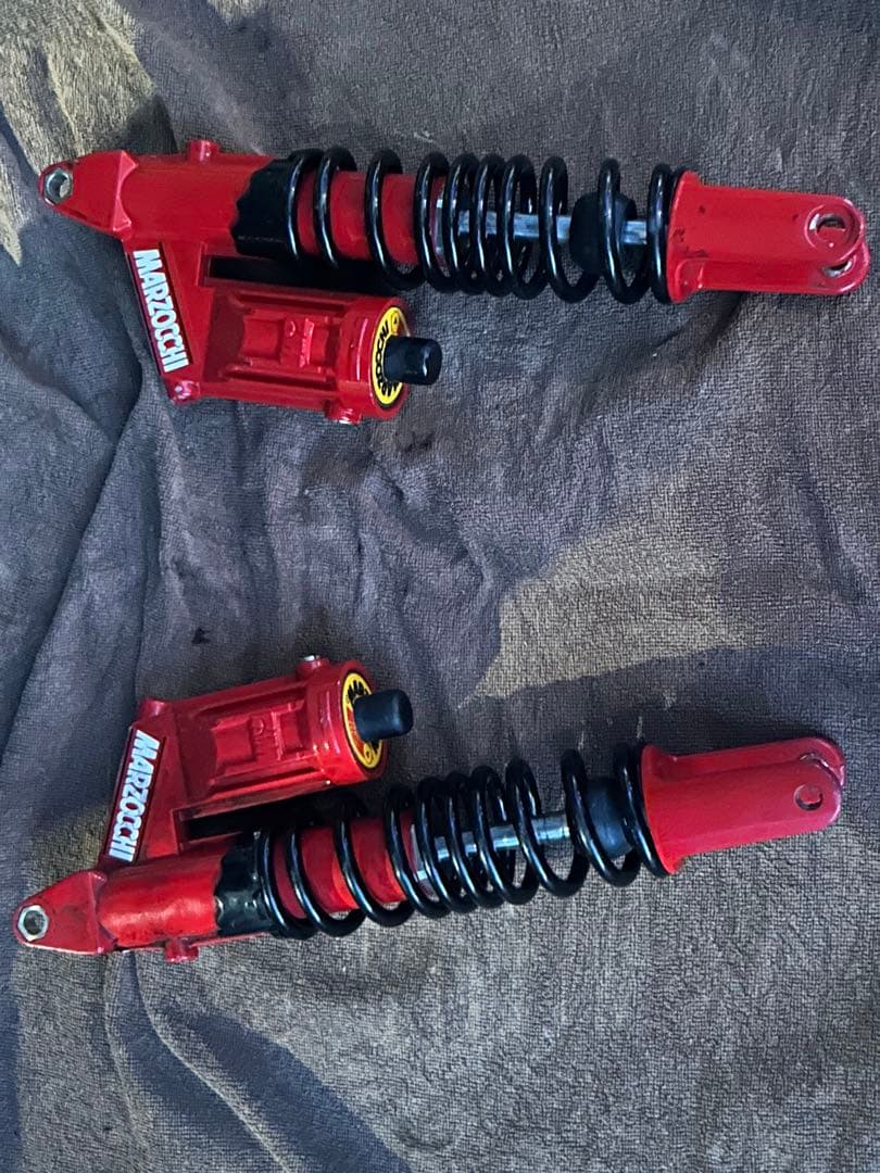 cb250 cb400 バブ　ホーク　なに使用していたサス