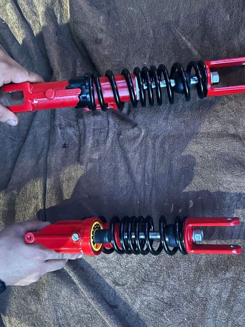 cb250 cb400 バブ　ホーク　なに使用していたサス