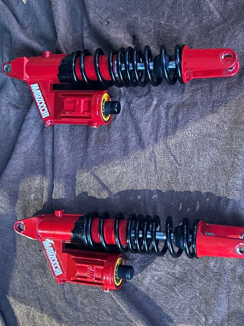 cb250 cb400 バブ　ホーク　なに使用していたサス