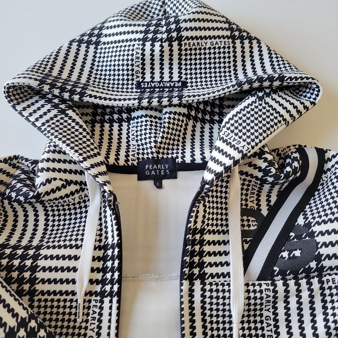 PEARLY GATES チェック柄フード付きセーター