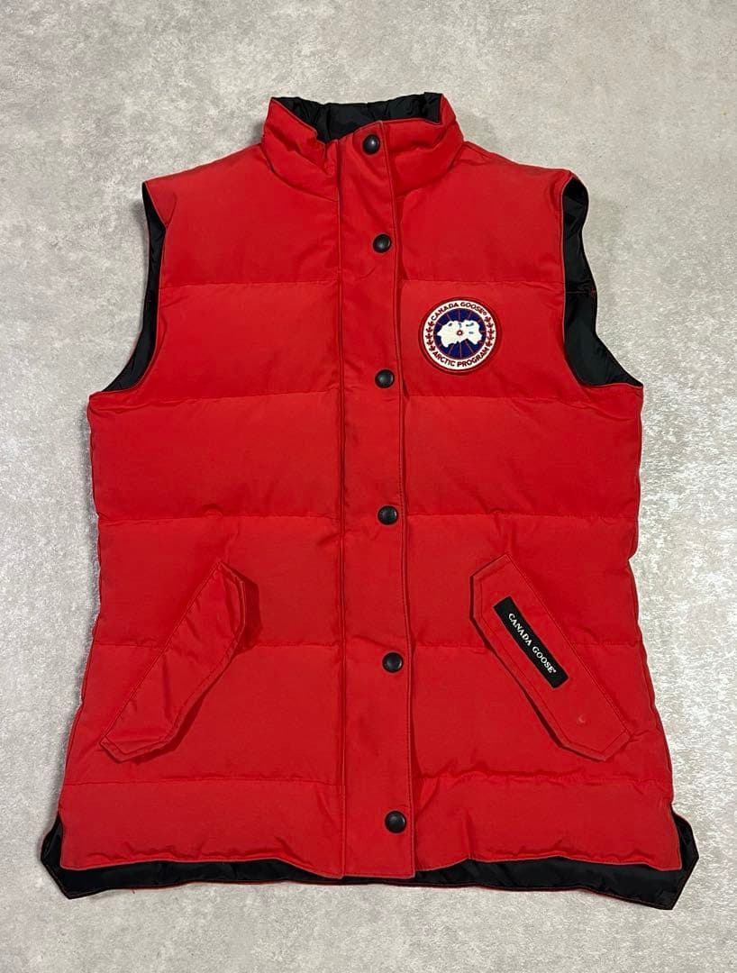  カナダグース ダウンベスト ダウンジャケット