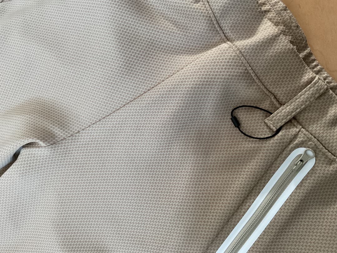 未使用品　パーリーゲイツ　レディース　パンツ　ベージュ　サイズ２