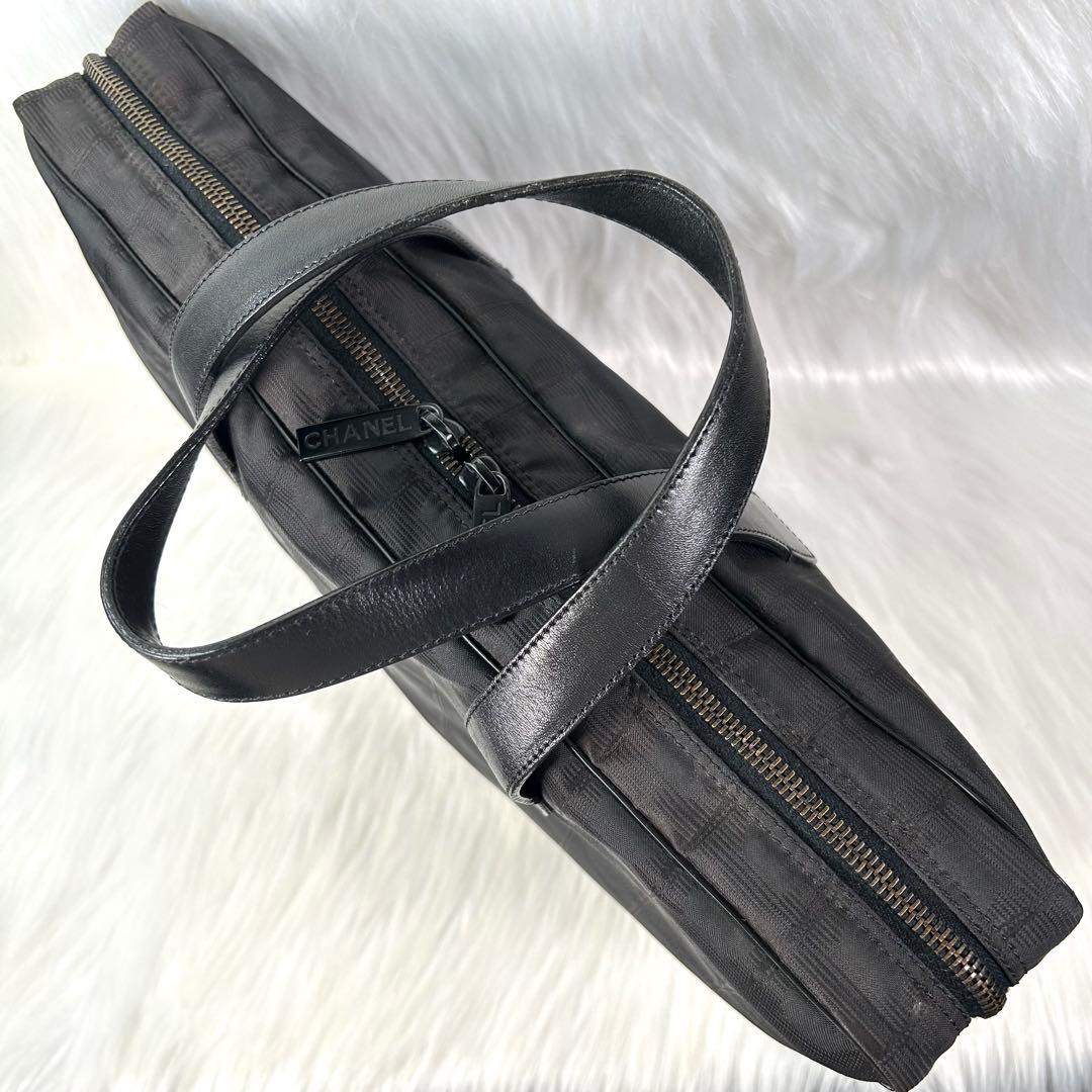 え*み様 美品✨CHANEL シャネル ニュートラベルライン ブリーフケース ナ