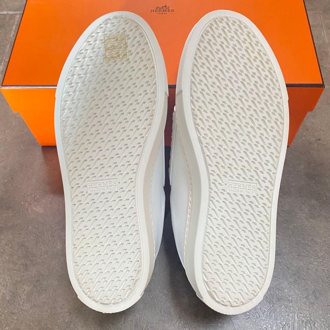 HERMES ホワイトレザー スタッズスニーカー