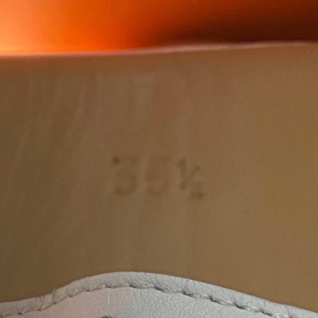 HERMES ホワイトレザー スタッズスニーカー