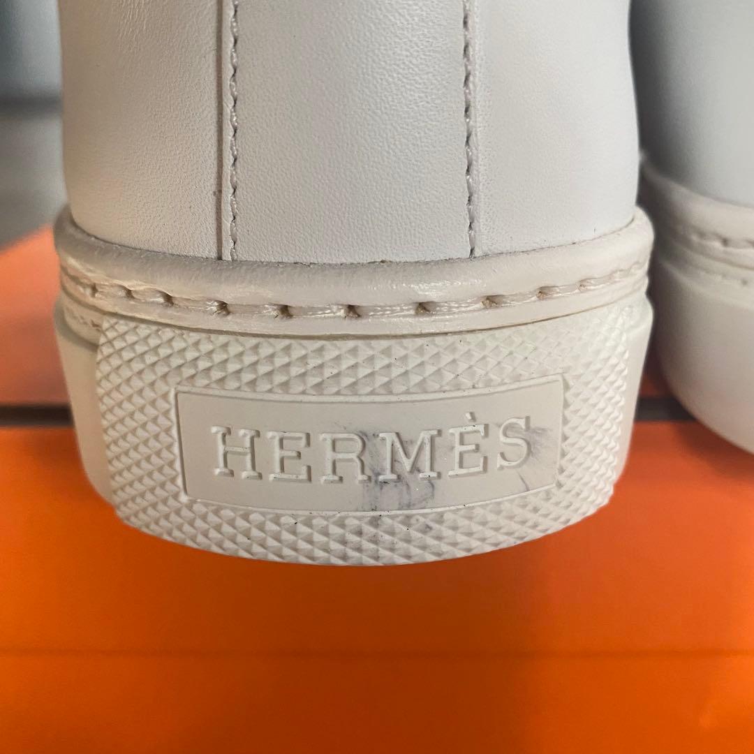 HERMES ホワイトレザー スタッズスニーカー