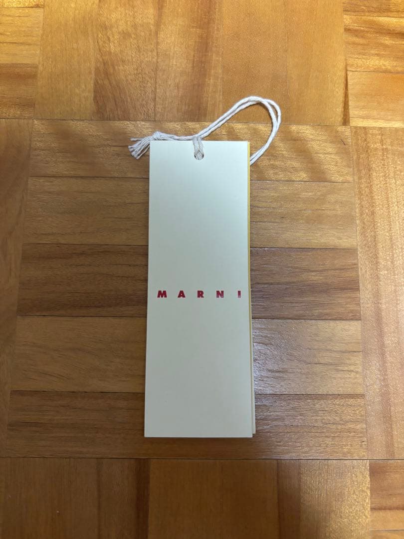 marni イエロー ブラック ボーダーマフラー