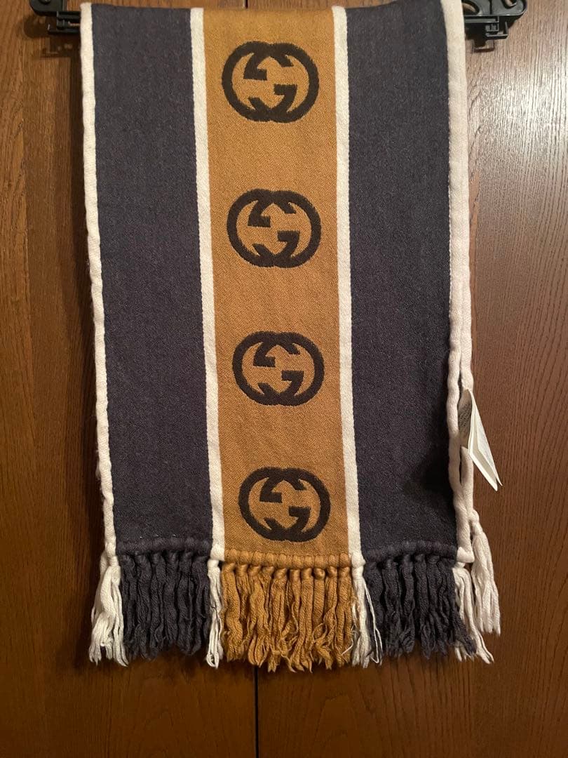 GUCCI ロゴ入りストライプマフラー