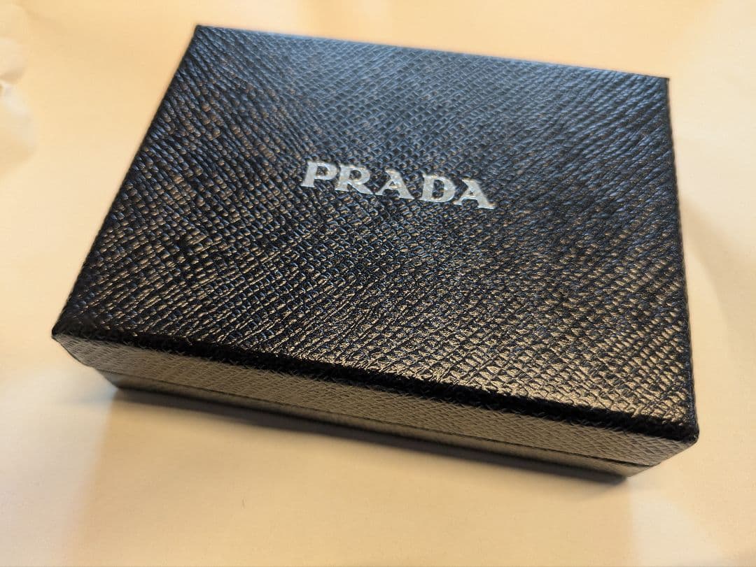 新品未使用★PRADA★プラダ★キーケース★6連★ブラック
