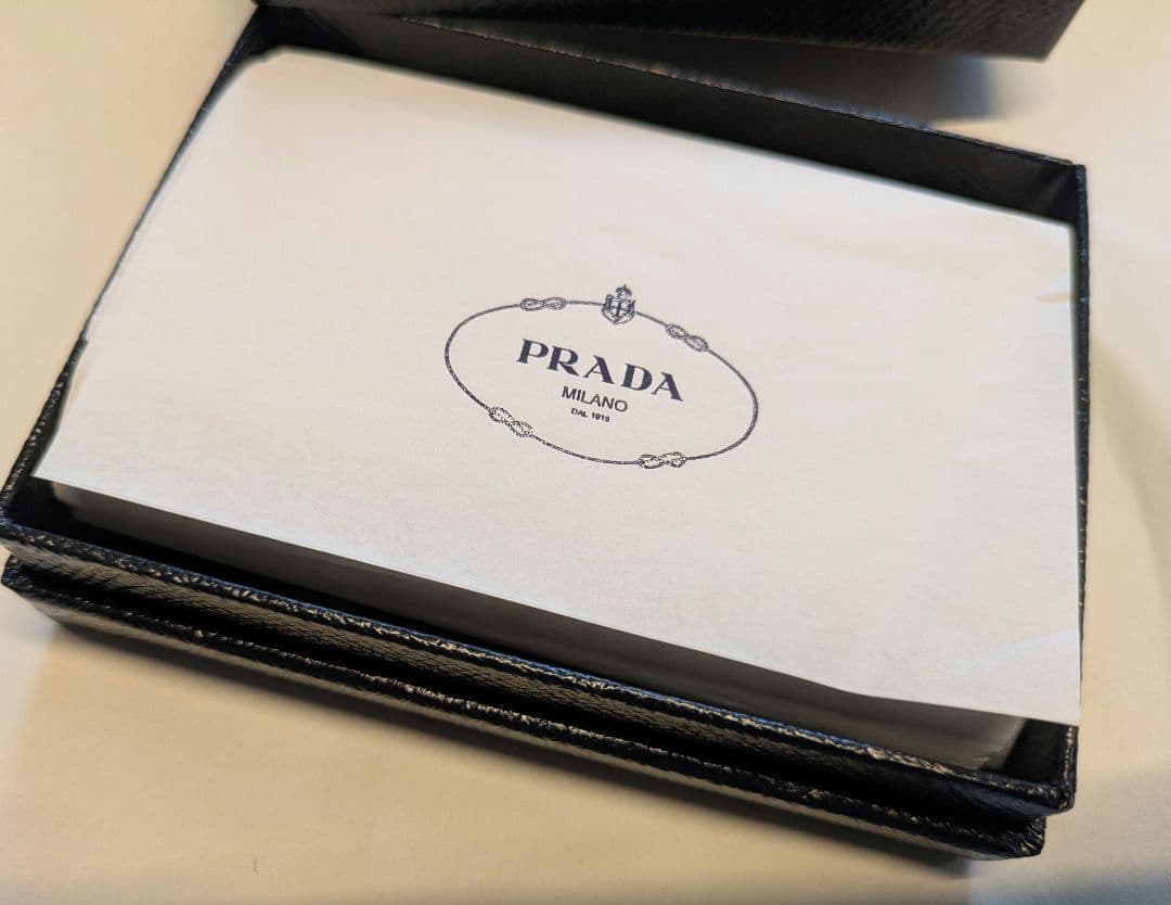 新品未使用★PRADA★プラダ★キーケース★6連★ブラック