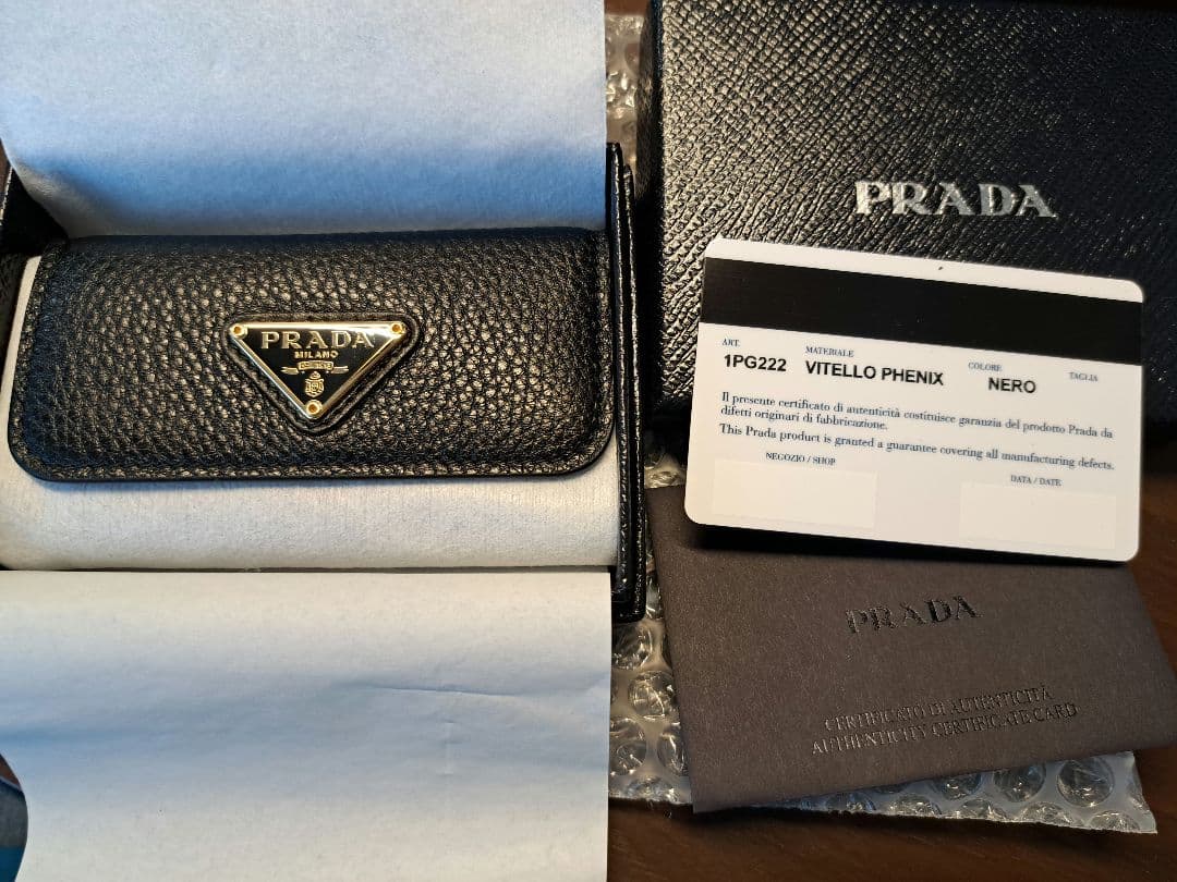 新品未使用★PRADA★プラダ★キーケース★6連★ブラック