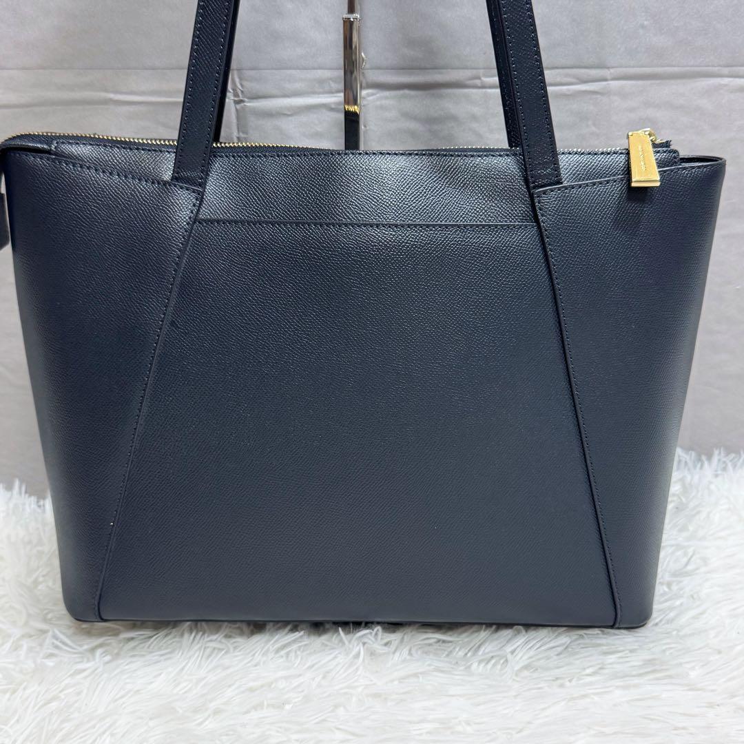 超美品✨マイケルコース　トートバッグ　ショルダーバッグ　A4可能　自立可能