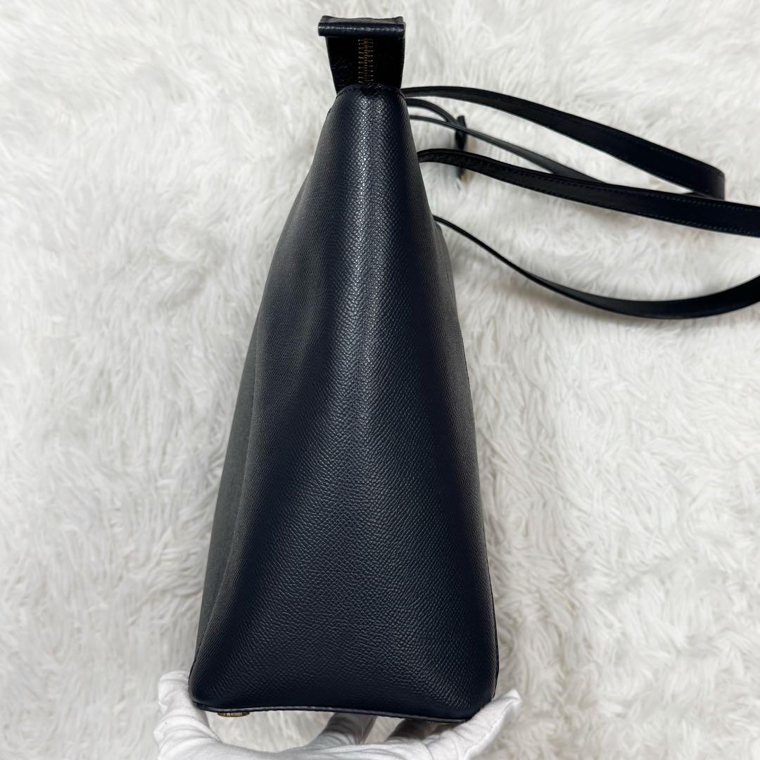 超美品✨マイケルコース　トートバッグ　ショルダーバッグ　A4可能　自立可能