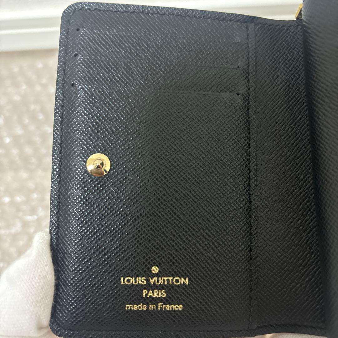 LOUIS VUITTON 二つ折り財布