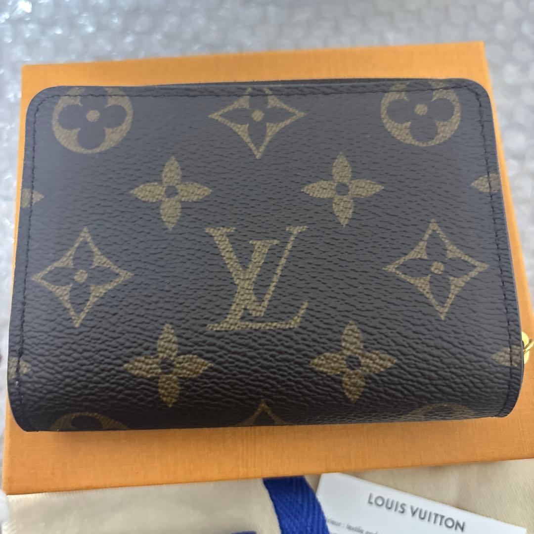 LOUIS VUITTON 二つ折り財布