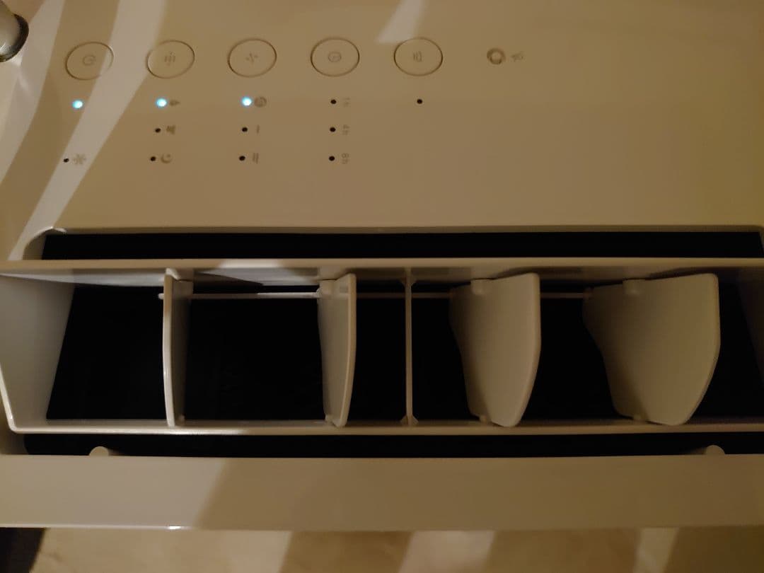 【少々訳あり】カドー cado 除湿機 ROOT 7200 DH-C7200